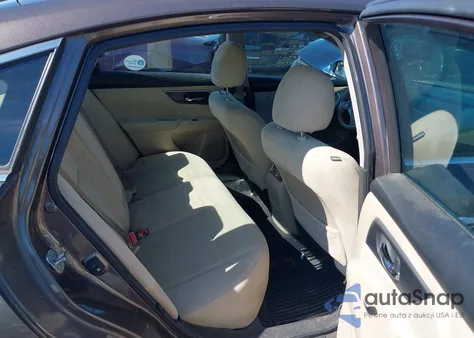 2015 Nissan Altima 2.5 Sv из США, поврежденный, VIN 1N4AL3AP8FC154011